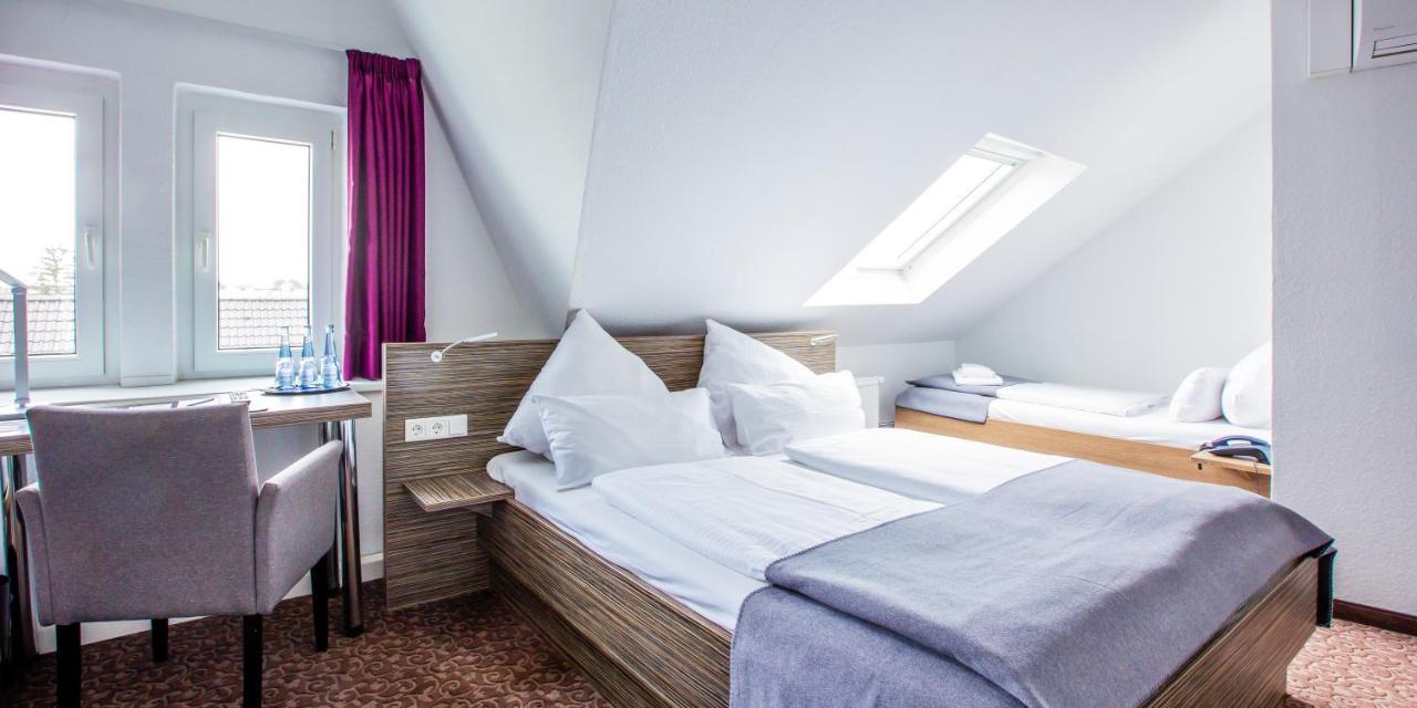 Hotel Das Kronprinz Troisdorf Buitenkant foto