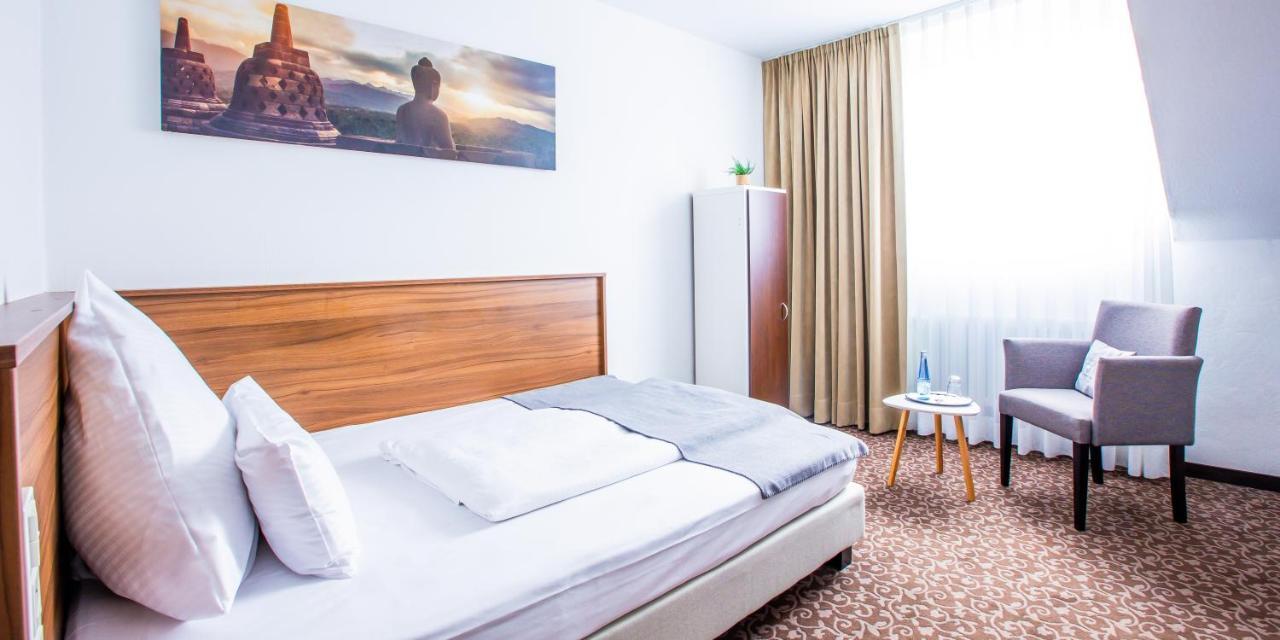 Hotel Das Kronprinz Troisdorf Buitenkant foto